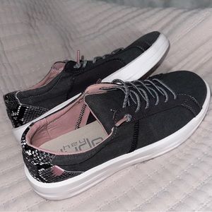 Women’s Hey Dude - Karina Black